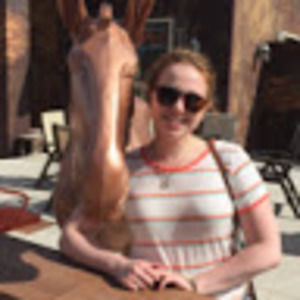 Meet your Posher, Laura